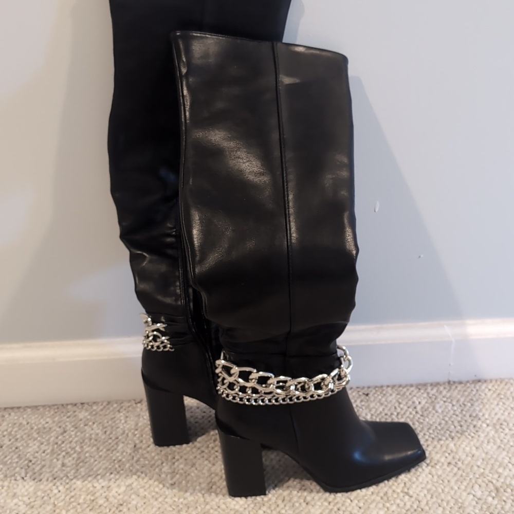 Boots - Picture 8 of 14
